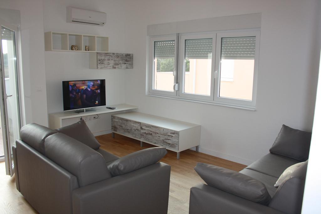 Orange Apartments โนวาลยา ภายนอก รูปภาพ